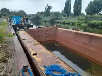 20.7m x 5.2m Hopper Barge - Ideal houseboat conversion